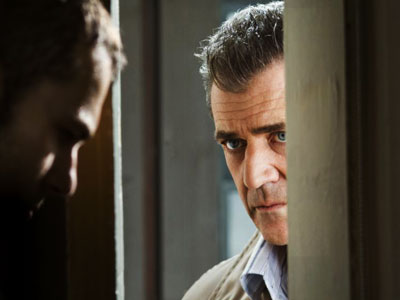 Mel Gibson Stars in Edge of Darkness