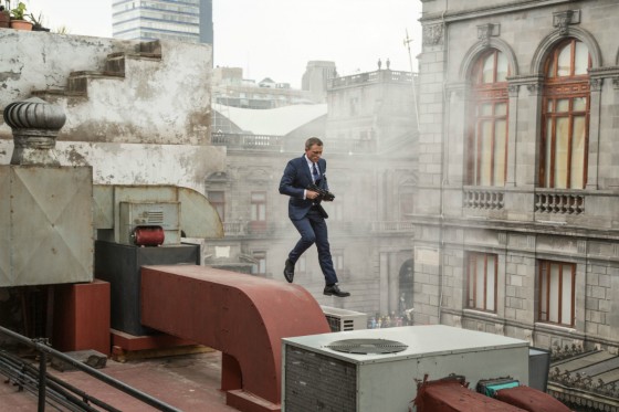 Spectre : James Bond en teaser et images