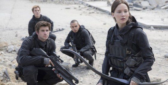 The-Hunger-Games-Mockingjay-Part-2-bow-group1